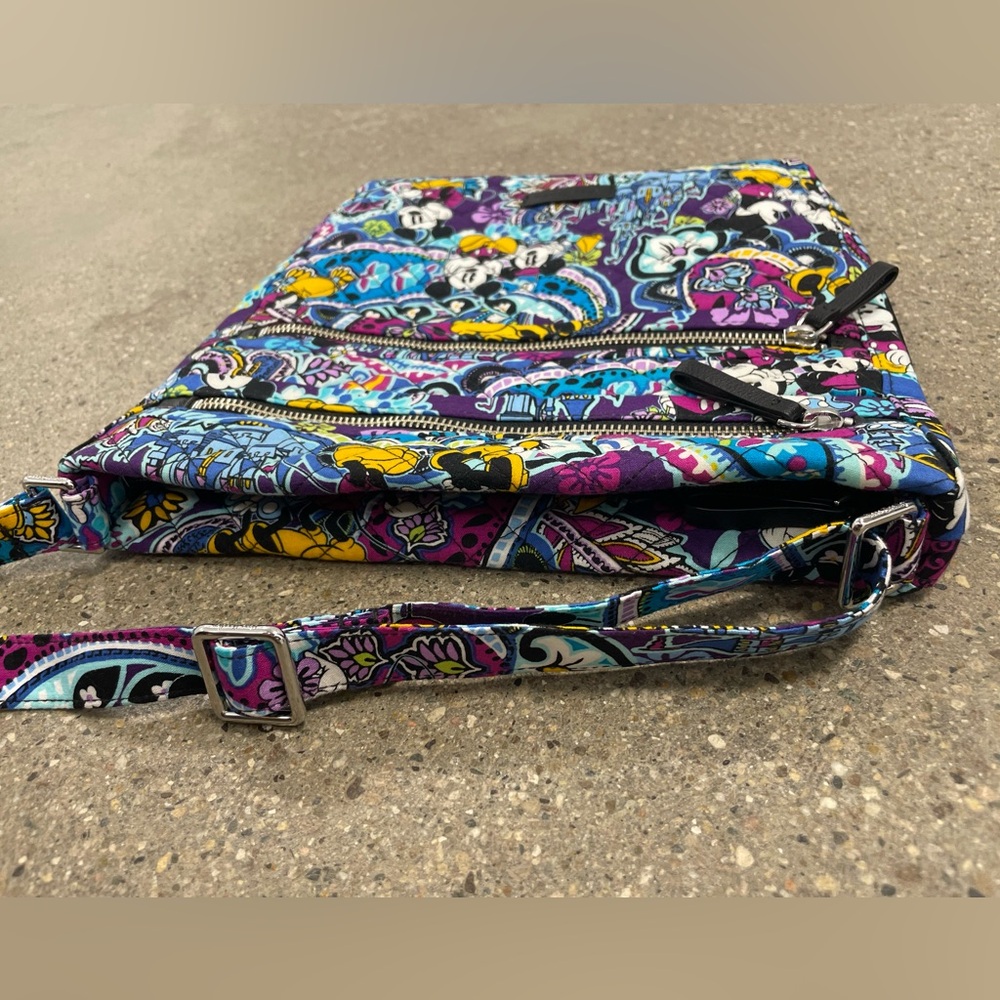 EUC Vera Bradley Triple Zip Hipster DISNEY PARKS Mickey's Paisley Celebration - Picture 10 of 16